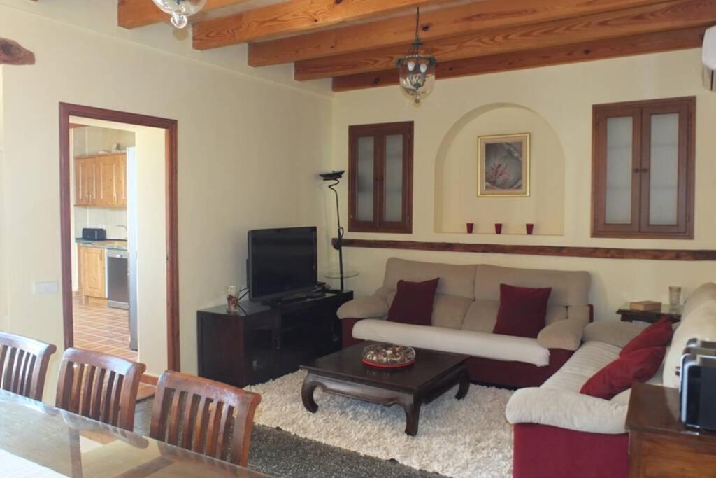 Villa Maria, Bonita Casa Con Jardin Y Piscina Privada En Andraitx Buitenkant foto